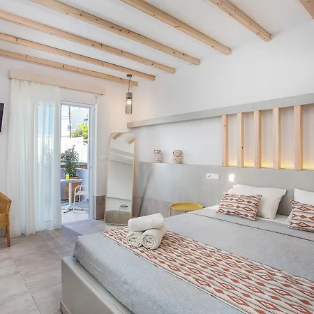 Alexander & - Adults Only