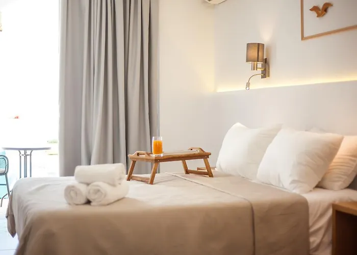 Alexander & - Adults Only