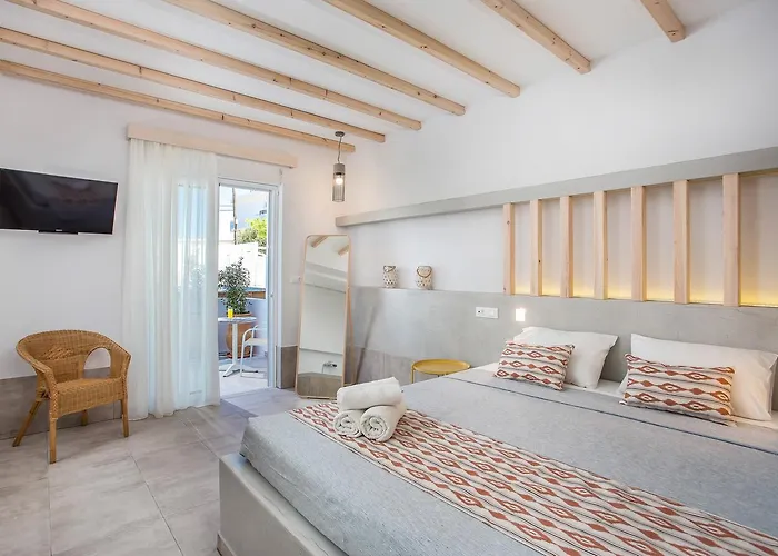 Alexander & - Adults Only