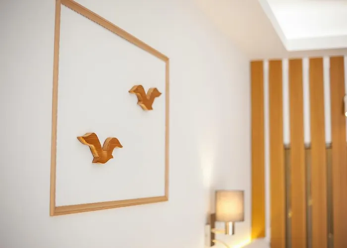 Alexander & - Adults Only Φαληράκι